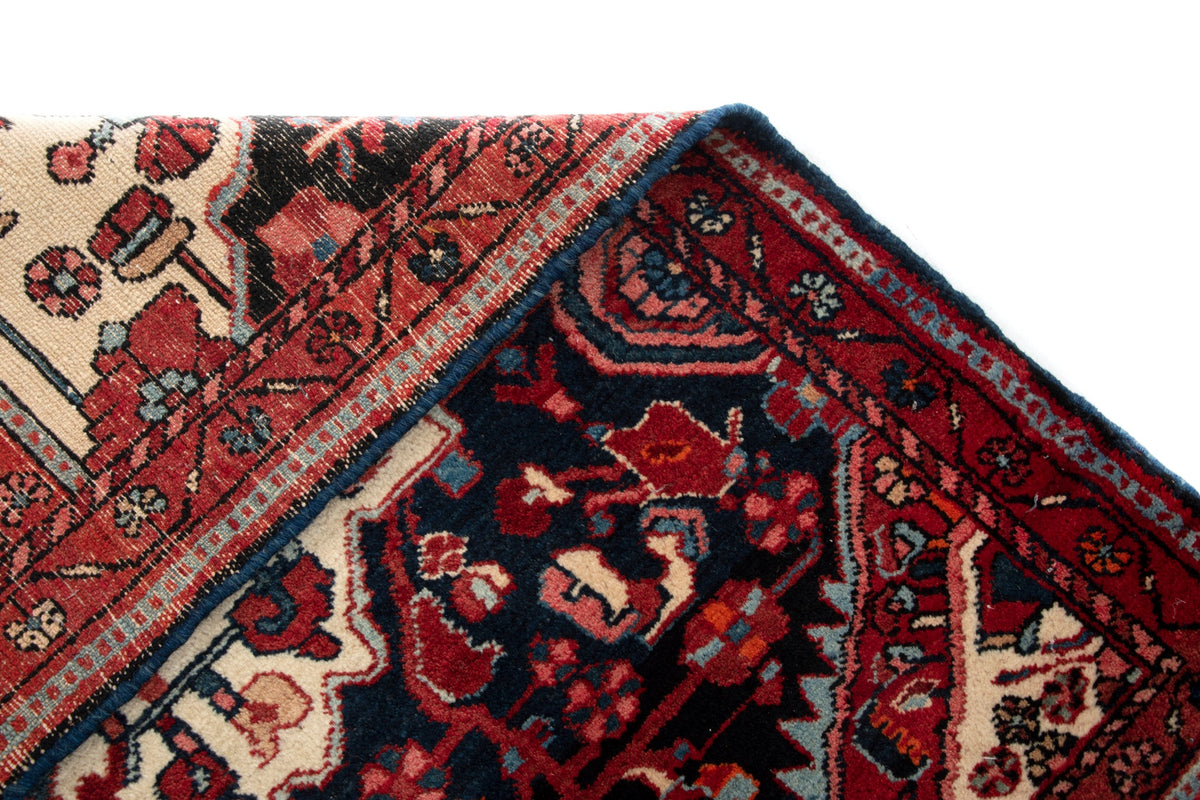 118 x 87 Hamadan