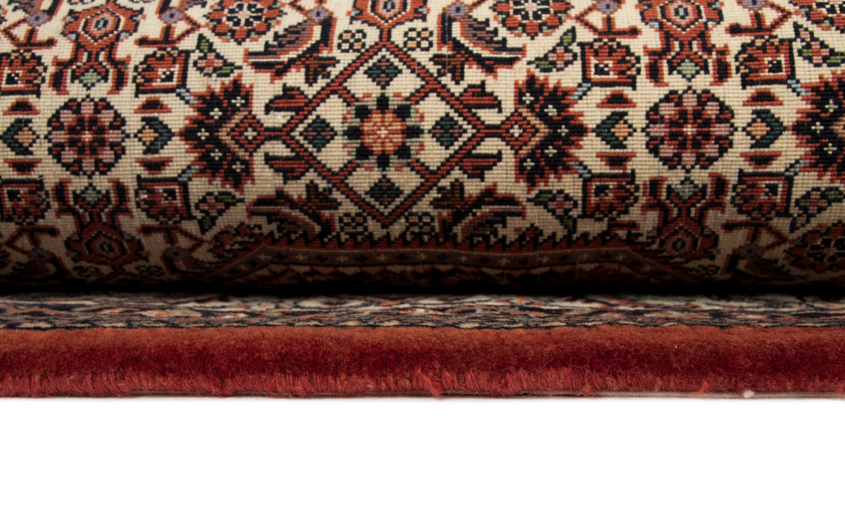 174 x 240 Bidjar mit Seide