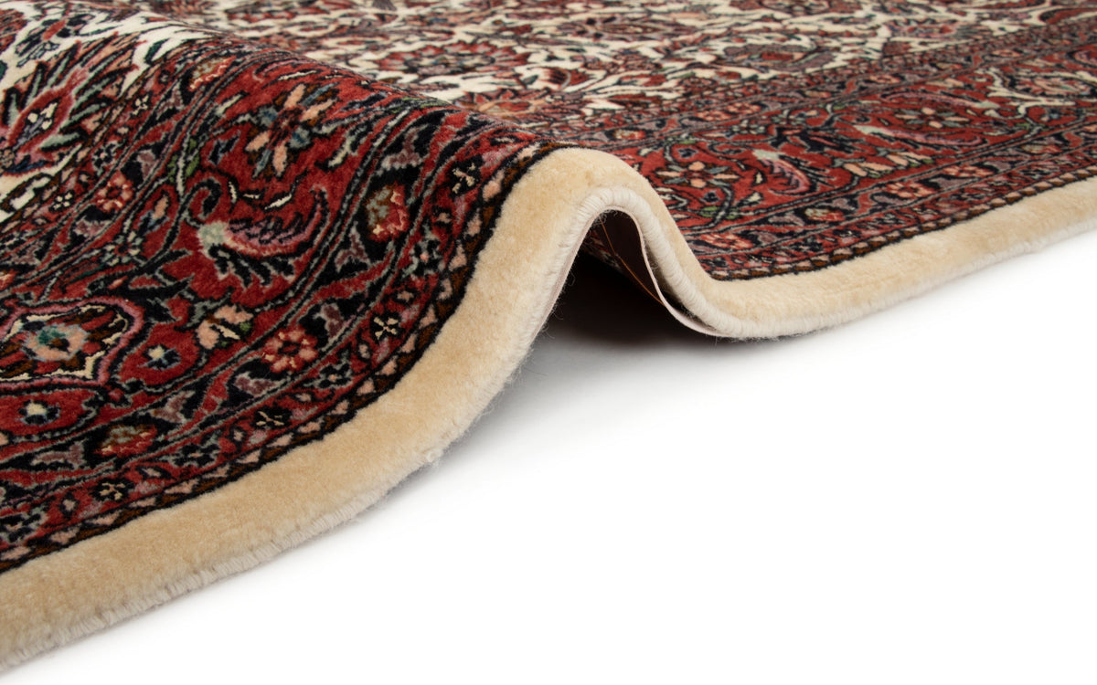 172x233 Bidjar with silk