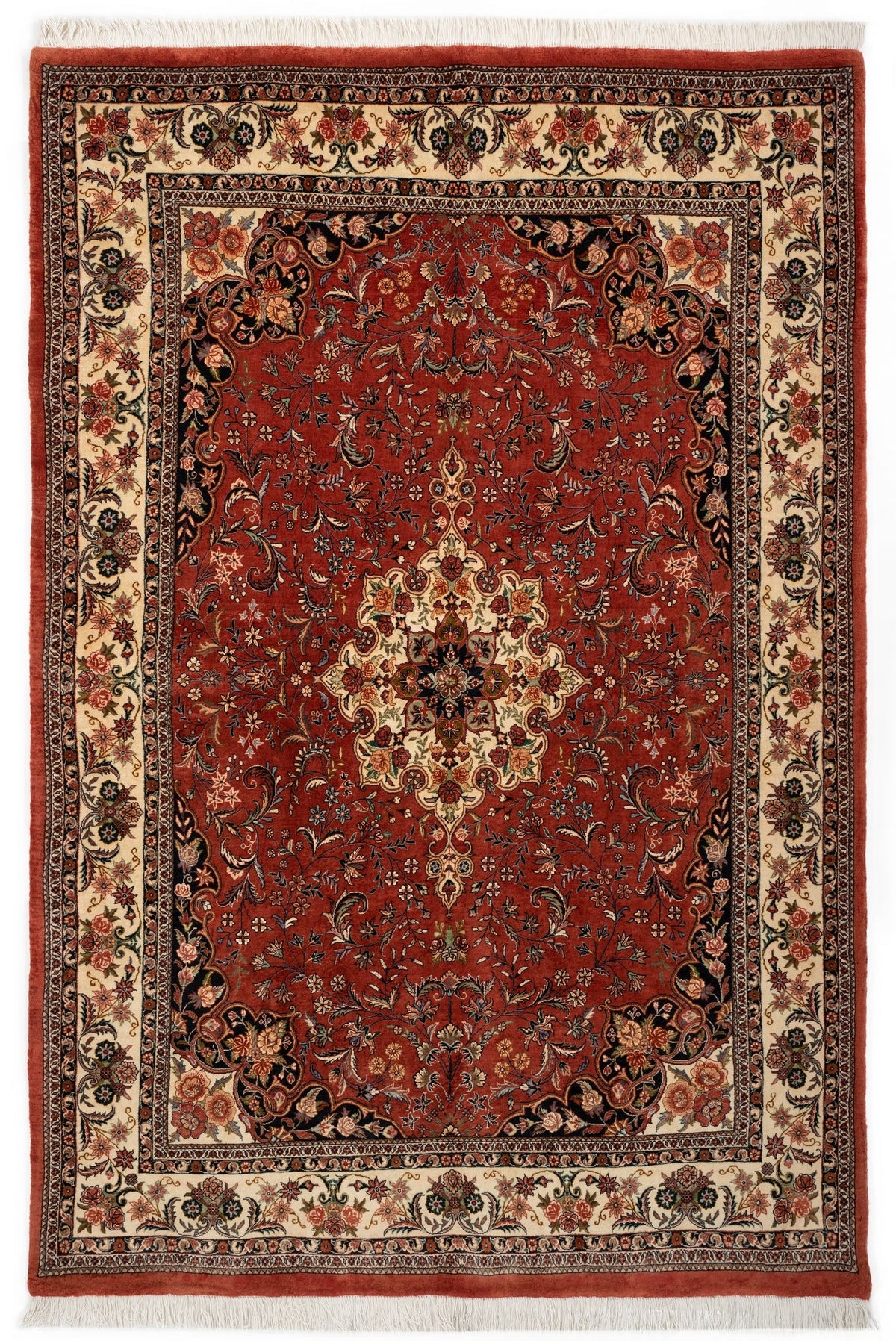 167 x 256 Bidjar mit Seide