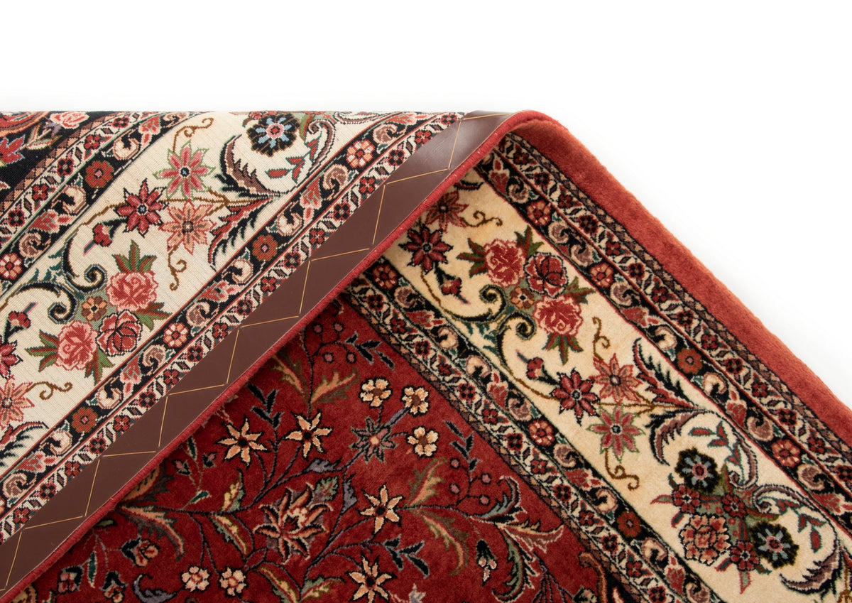 167 x 256 Bidjar mit Seide