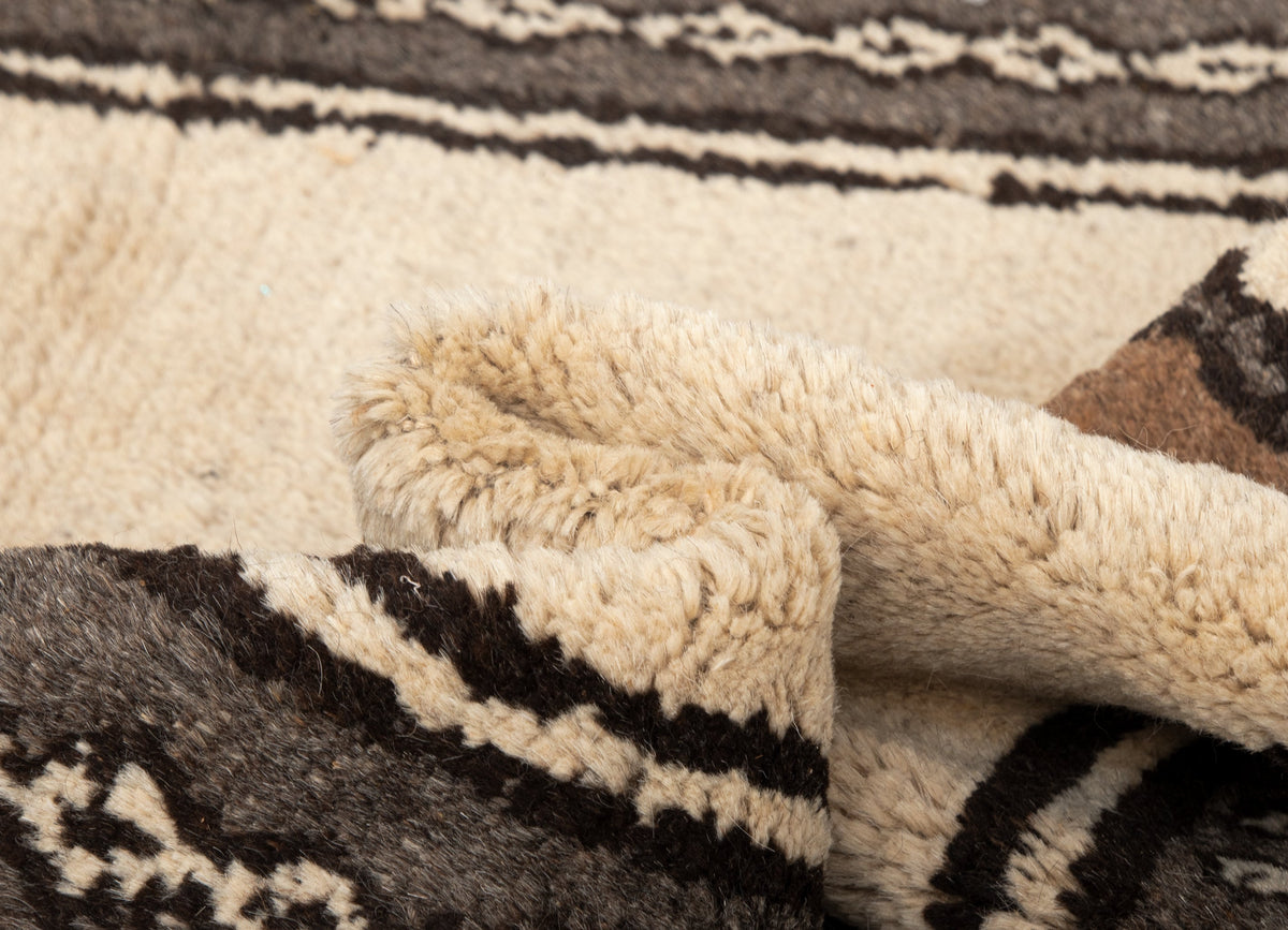 142x104 Gabbeh