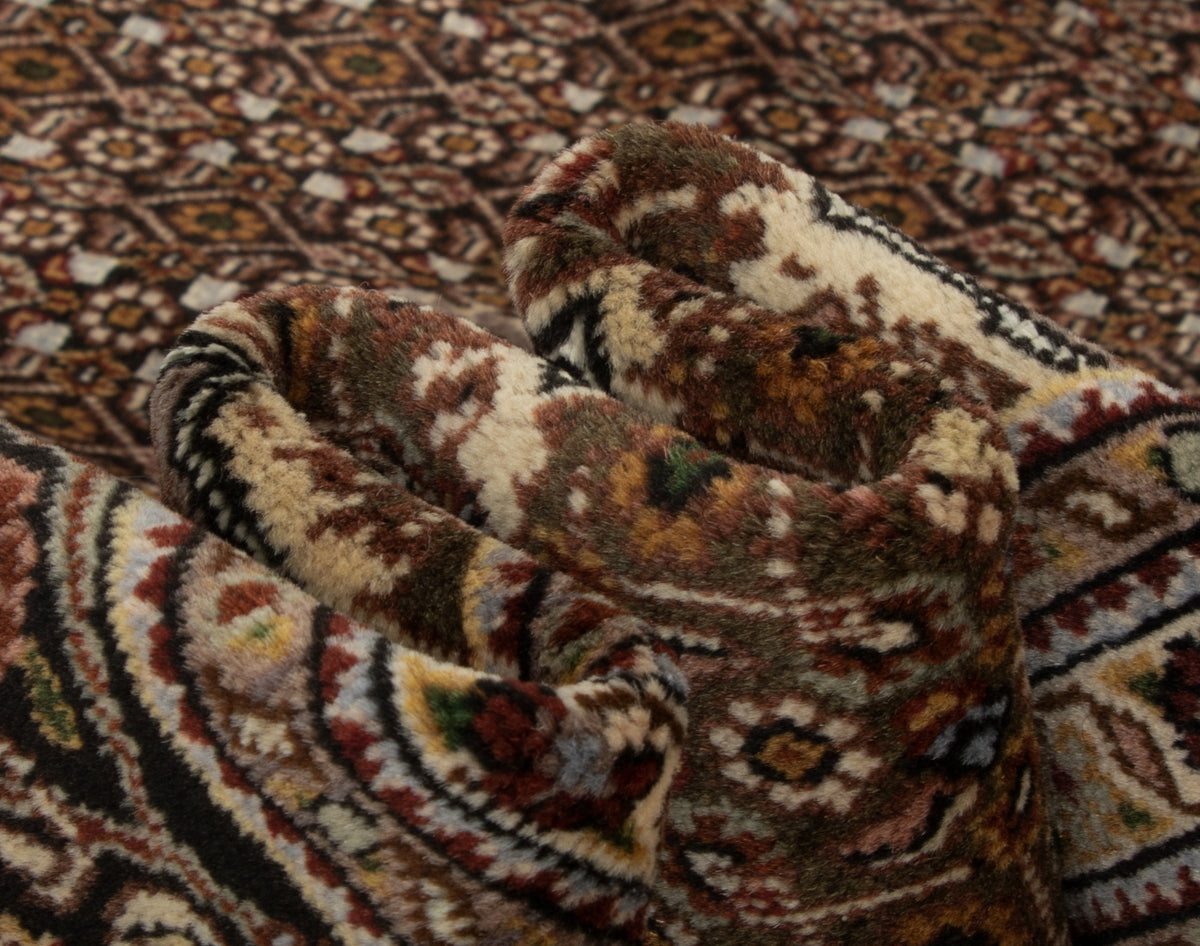 200x300 Tabriz Mahi