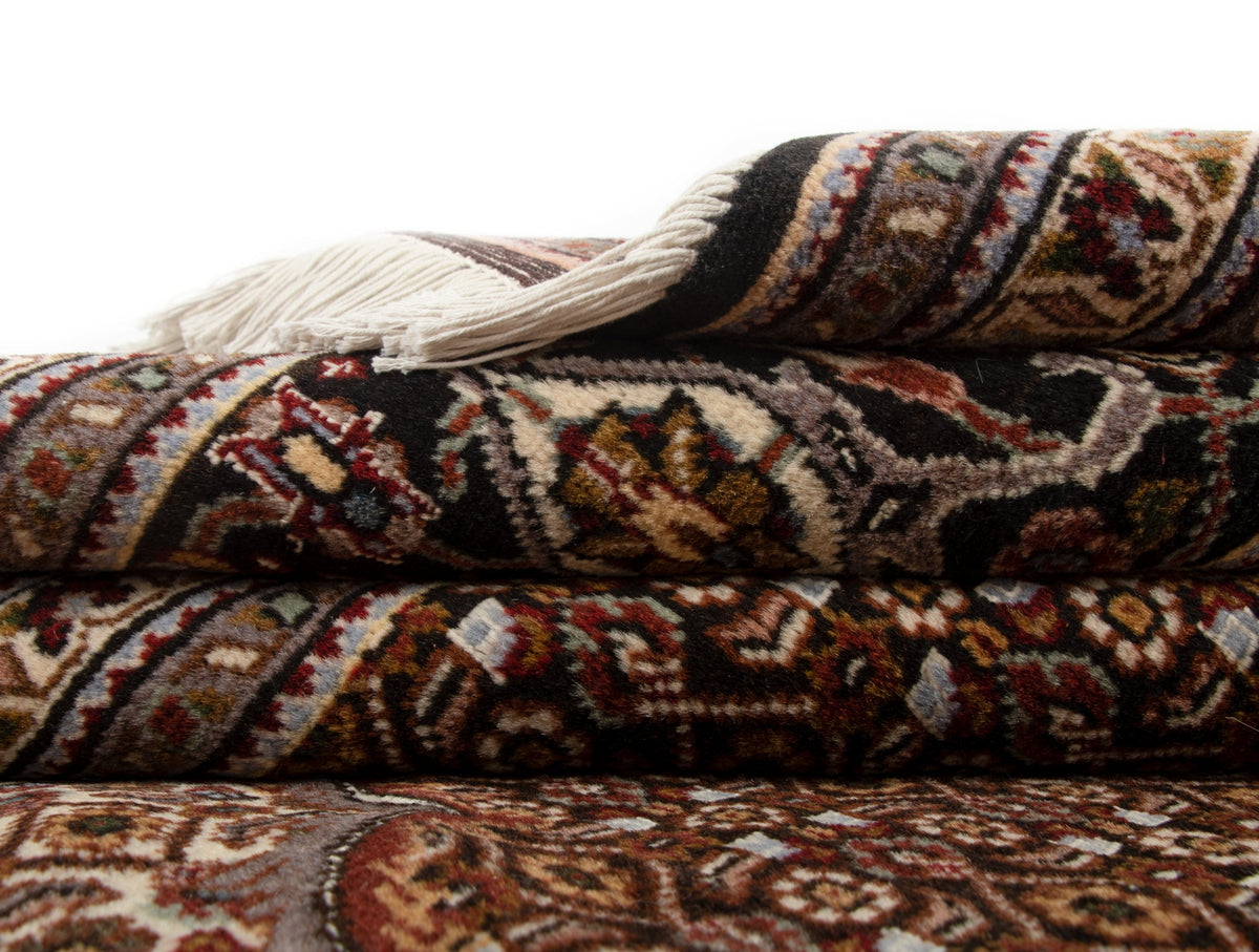 200x300 Tabriz Mahi