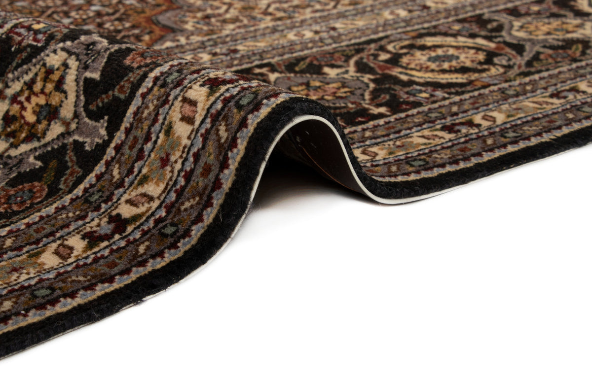 200x300 Tabriz Mahi