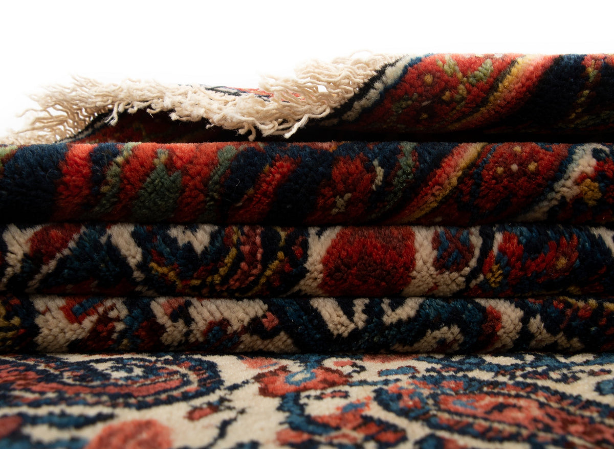 138 x 190 Malayer Collection