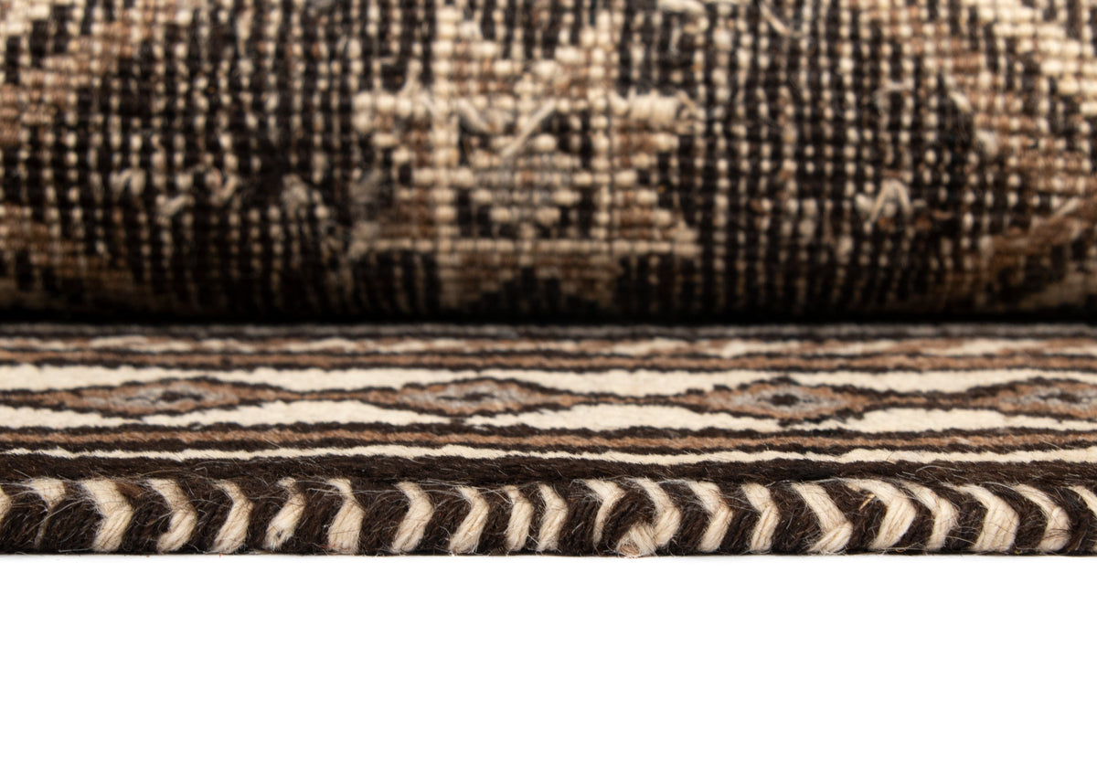 208 x 102  Gabbeh alt