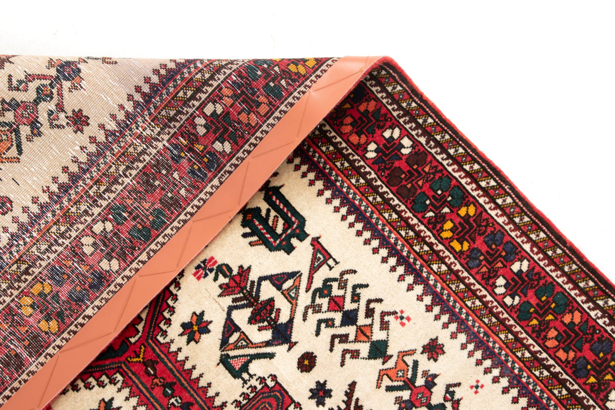 107 x 160 Nasrabad