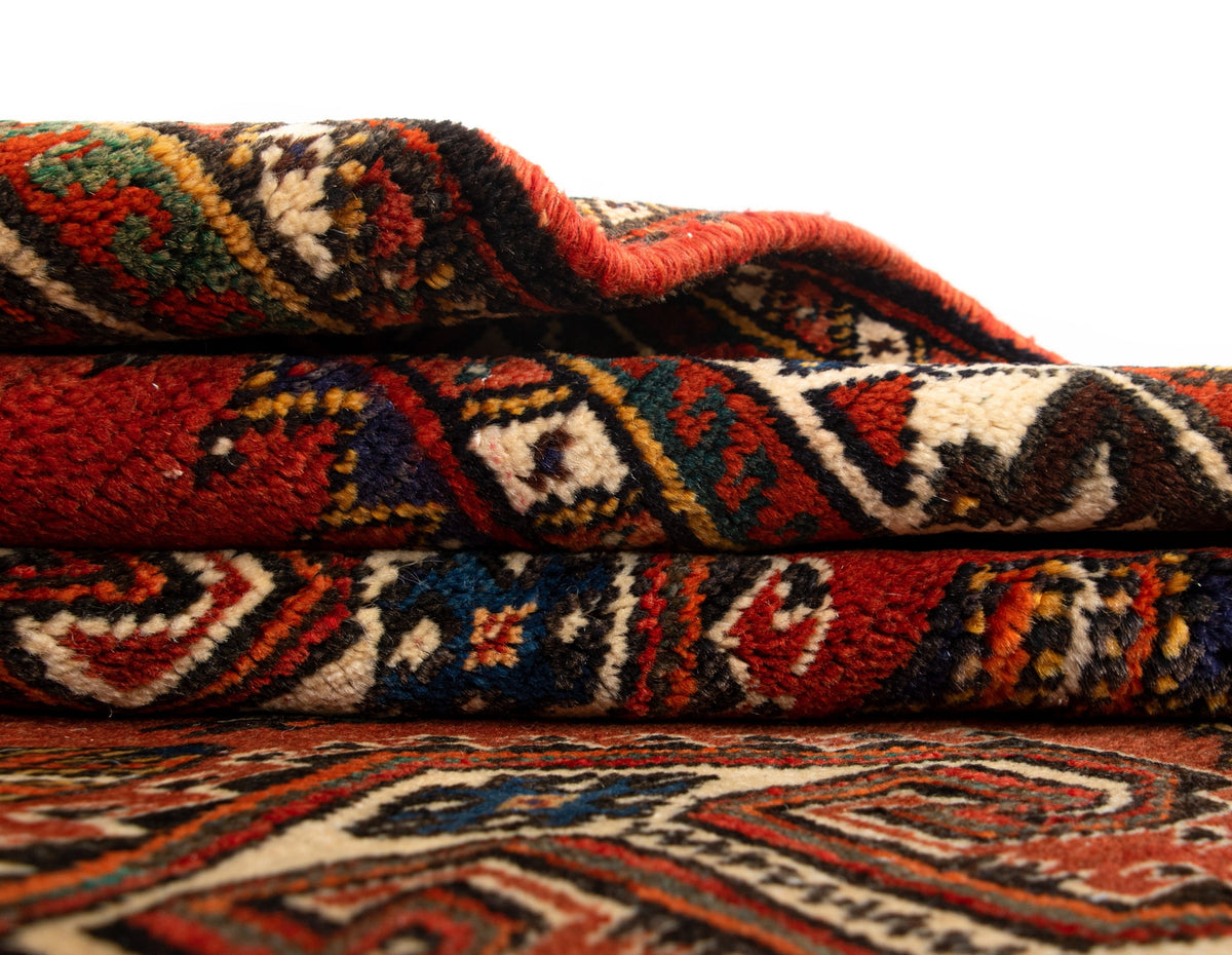 156 x 202  Nasrabad