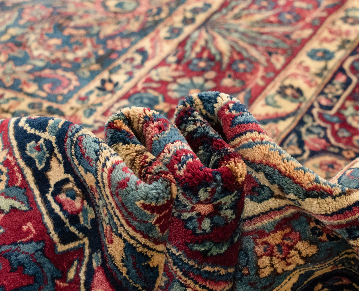 431 x 303  Kirman alt