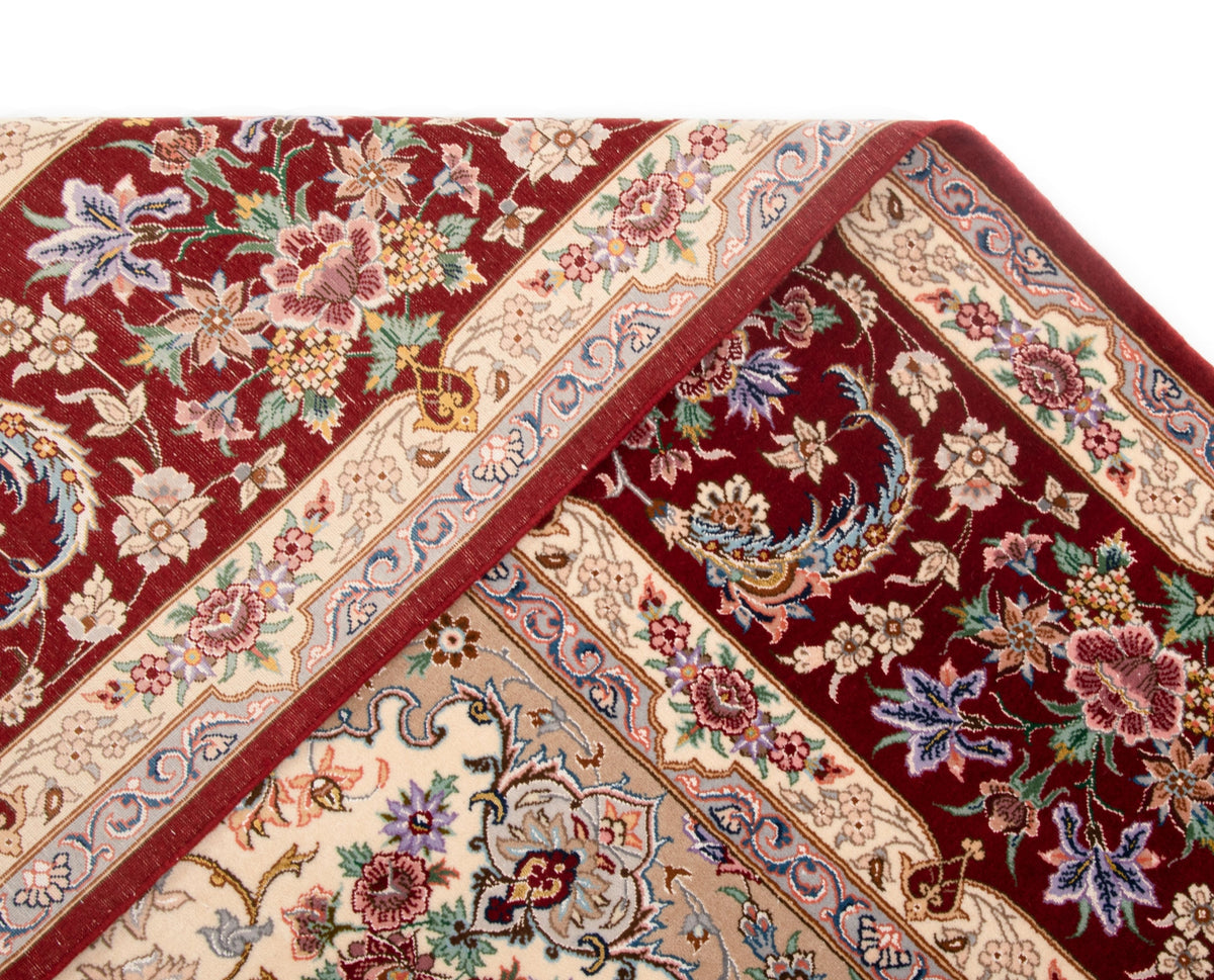 251 x 251  Isfahan