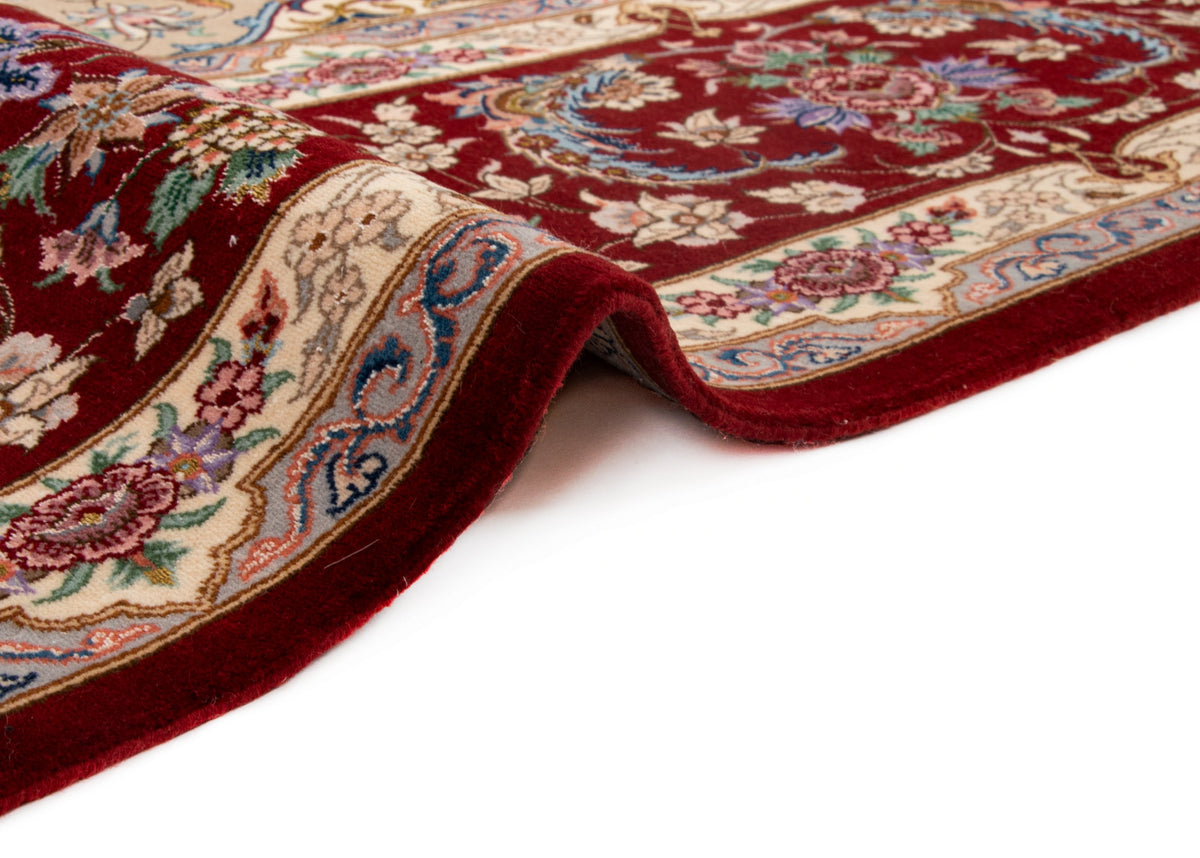 251 x 251  Isfahan