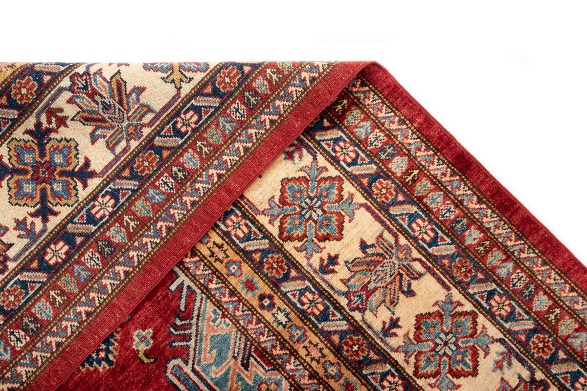 304x211 Kazak