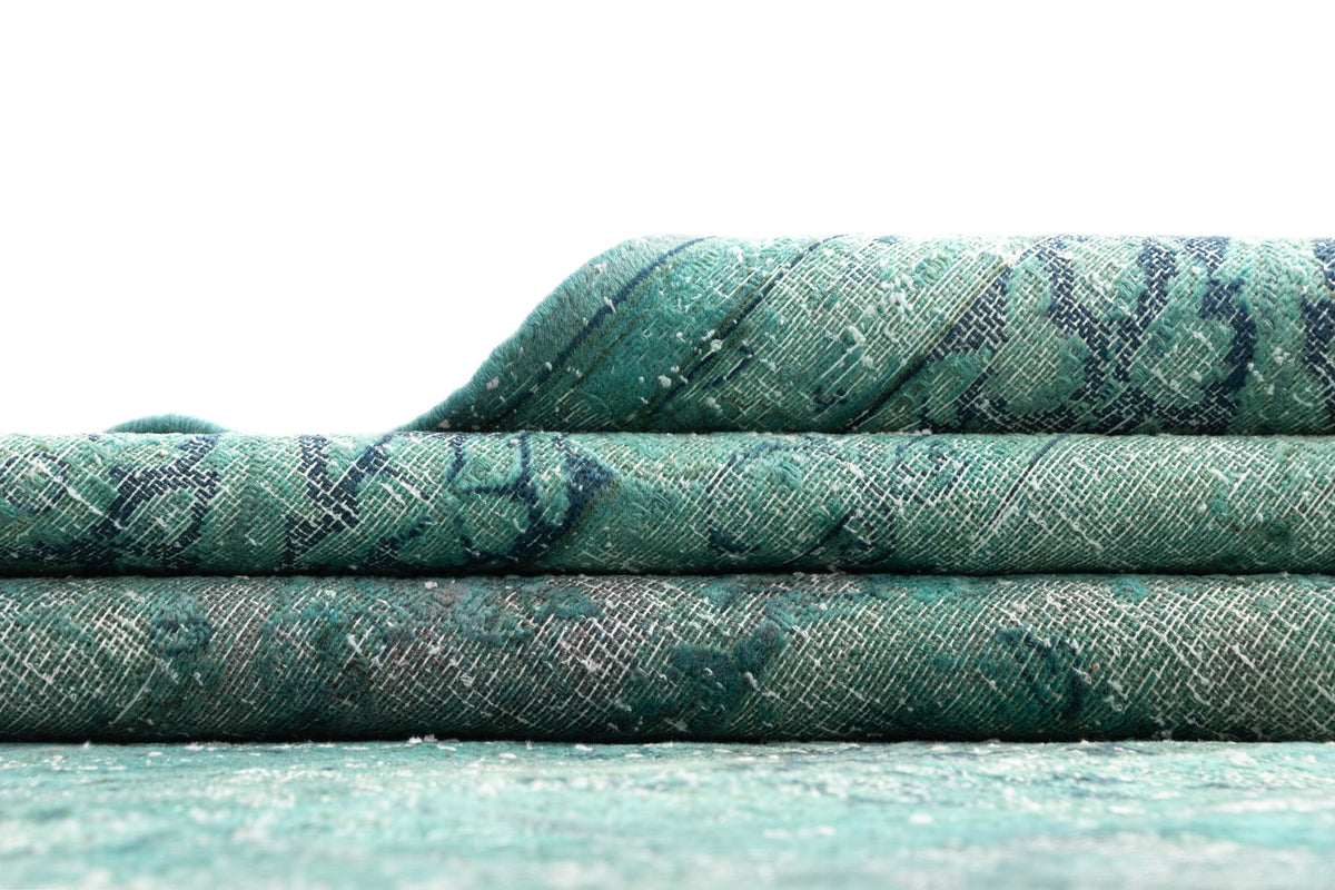 403 x 298 Vintage Royal