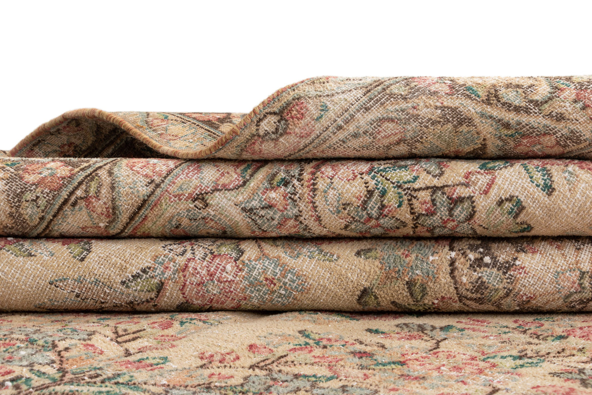 339x238 Vintage Royal