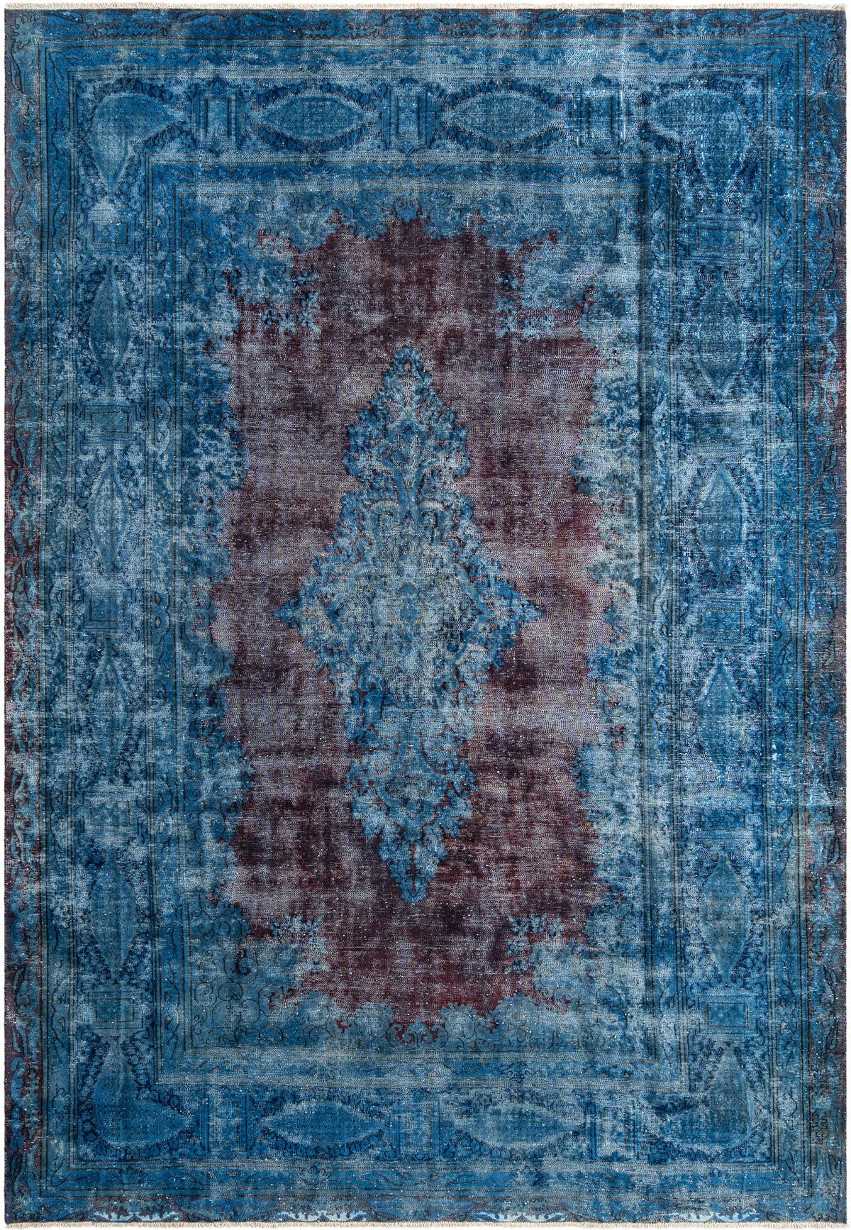 338 x 238 Vintage Royal