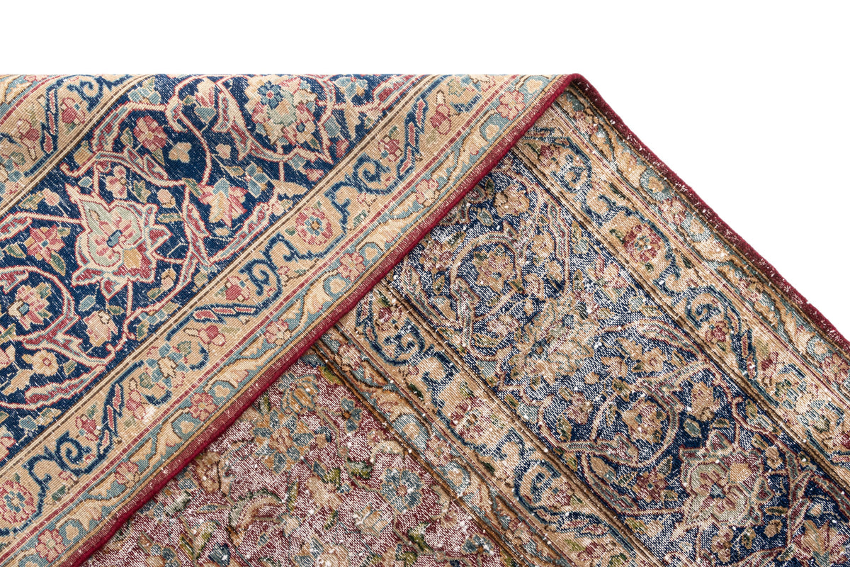 340 x 250 Vintage Royal