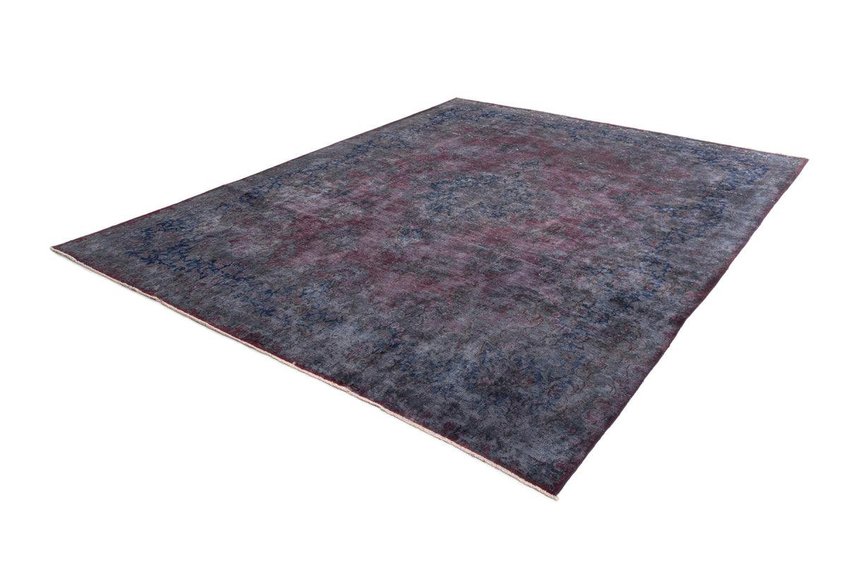 390x301 Vintage Royal