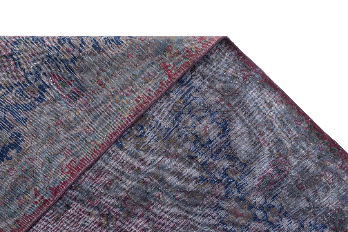 390x301 Vintage Royal