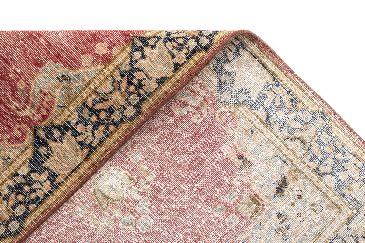 141 x 88 Vintage Royal