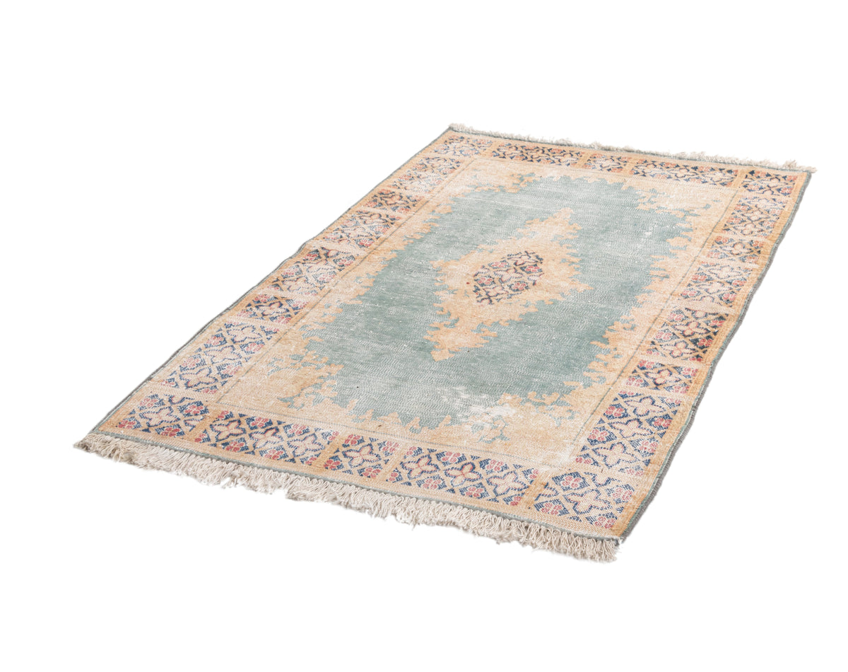 149x93 Vintage Royal