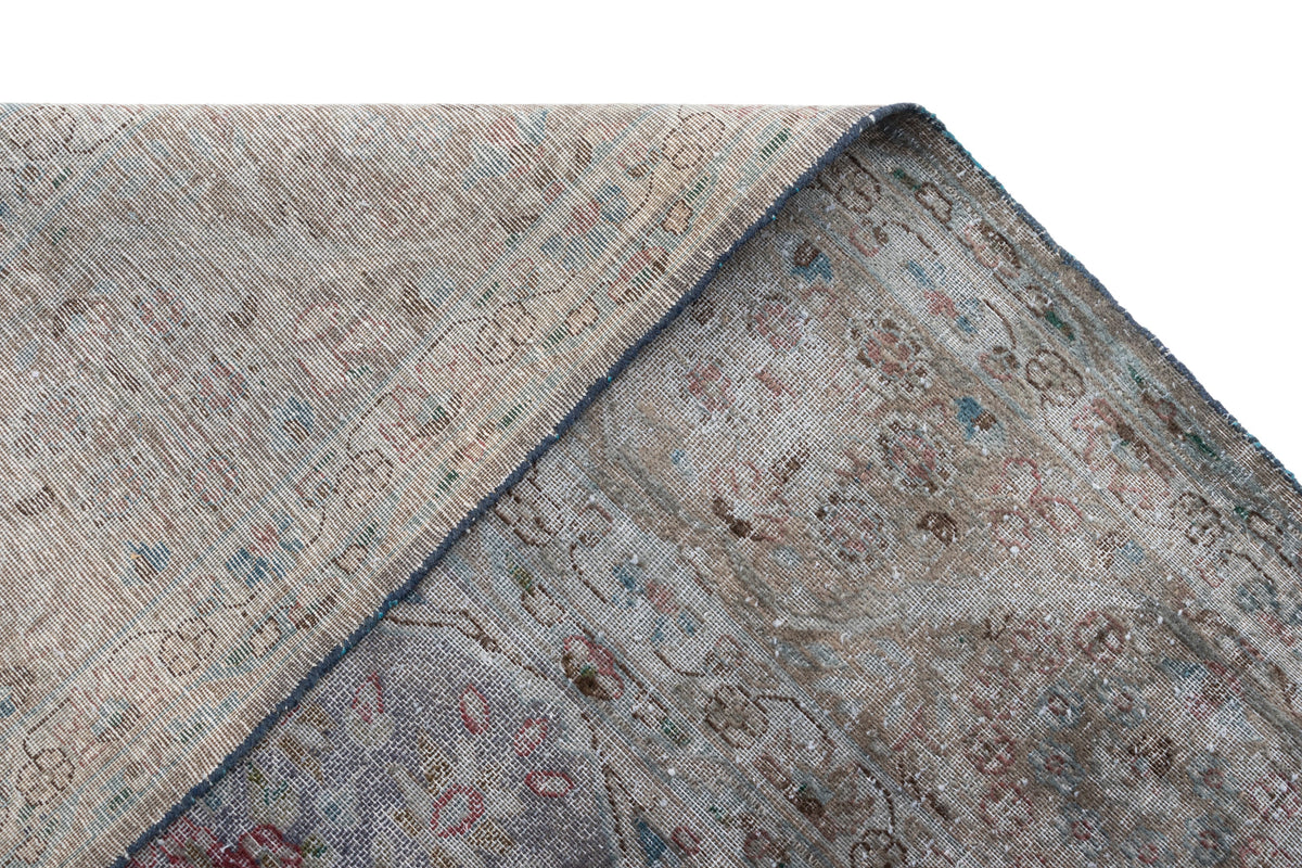390 x 294 Vintage Royal