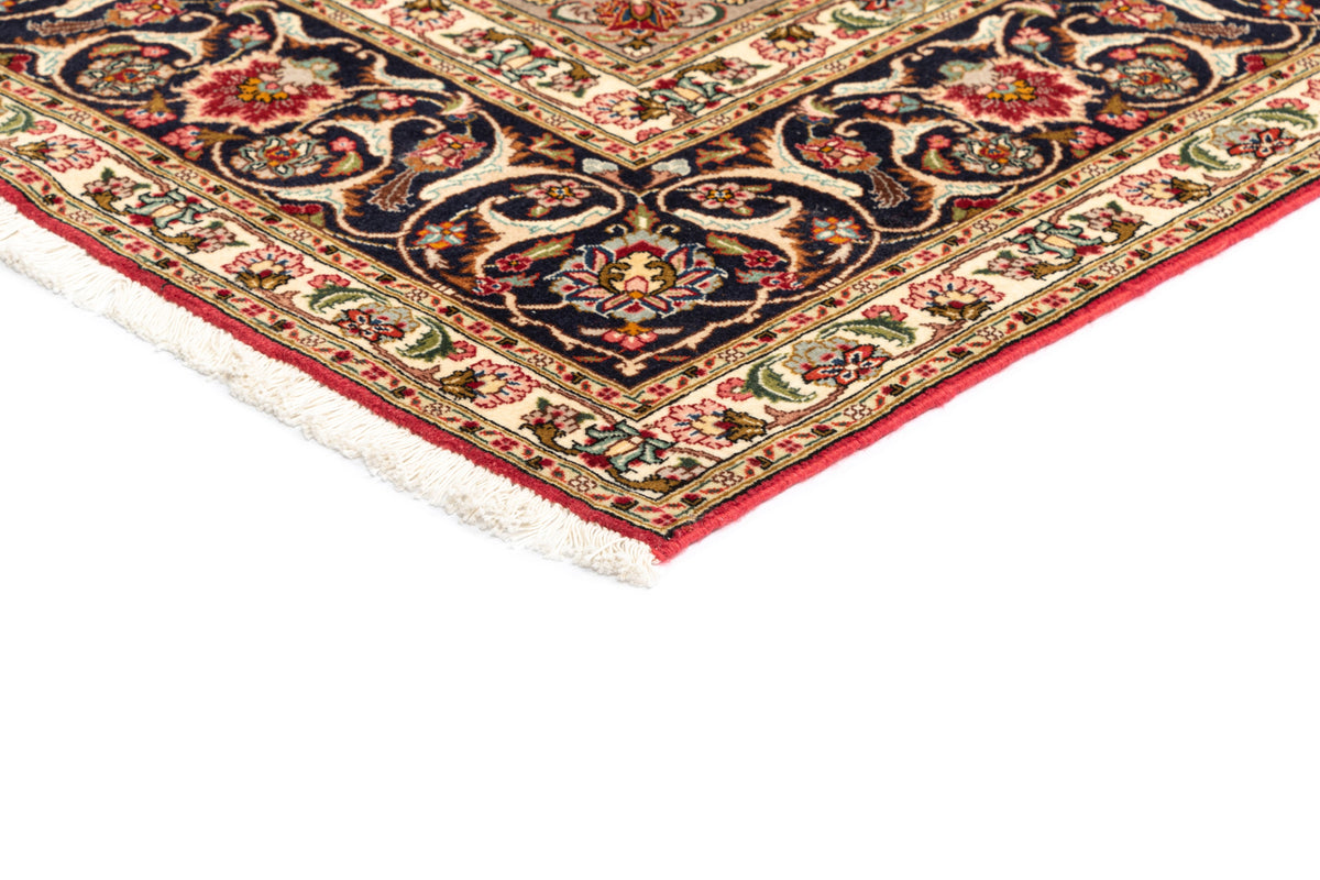 216x201 Tabriz avec de la soie