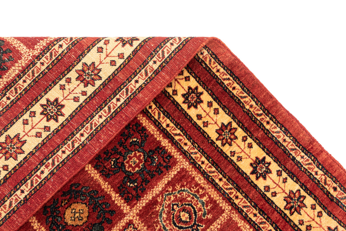 148 x 105 Kashkuli