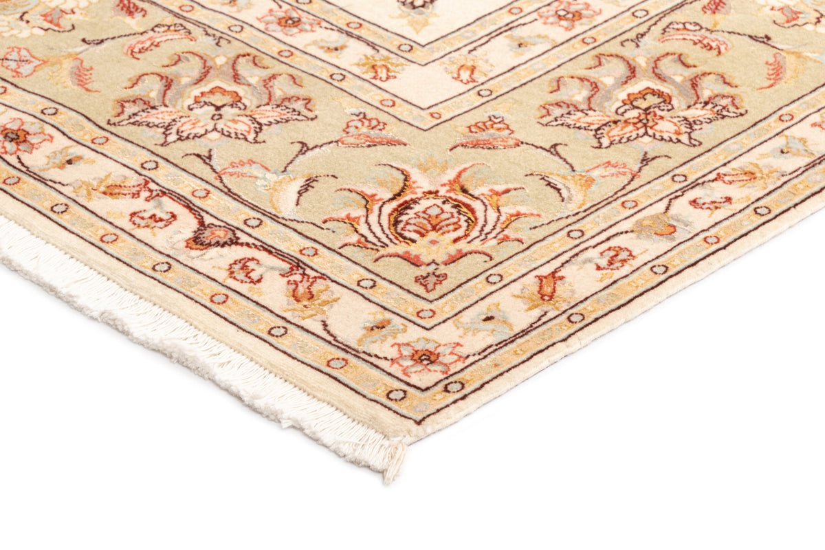 241x203 Tabriz con seta