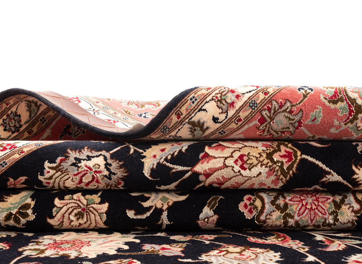 266x204 Tabriz with silk