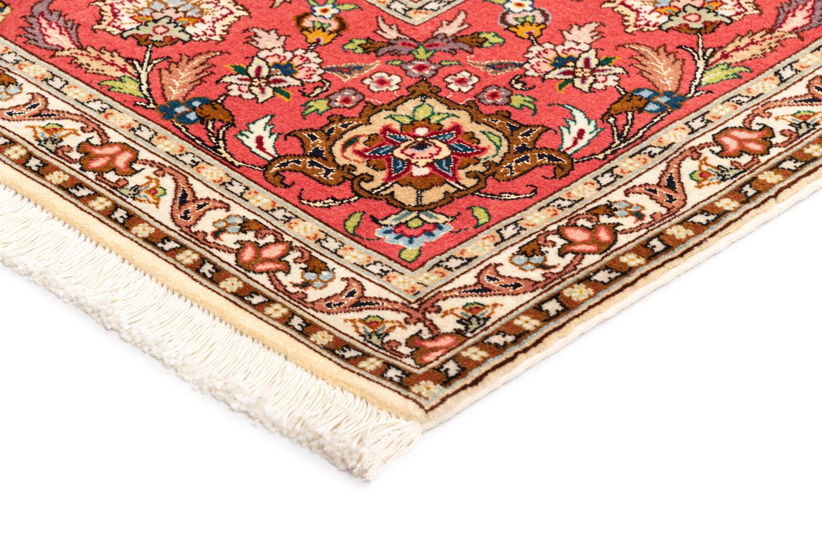 258x204 Tabriz avec de la soie