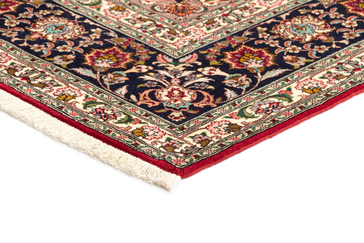 218x203 Tabriz con seta