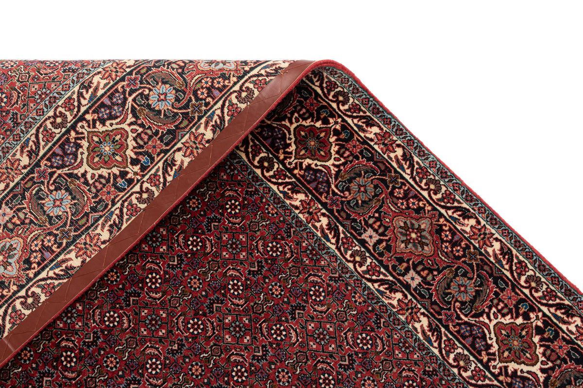 251 x 250 Bidjar
