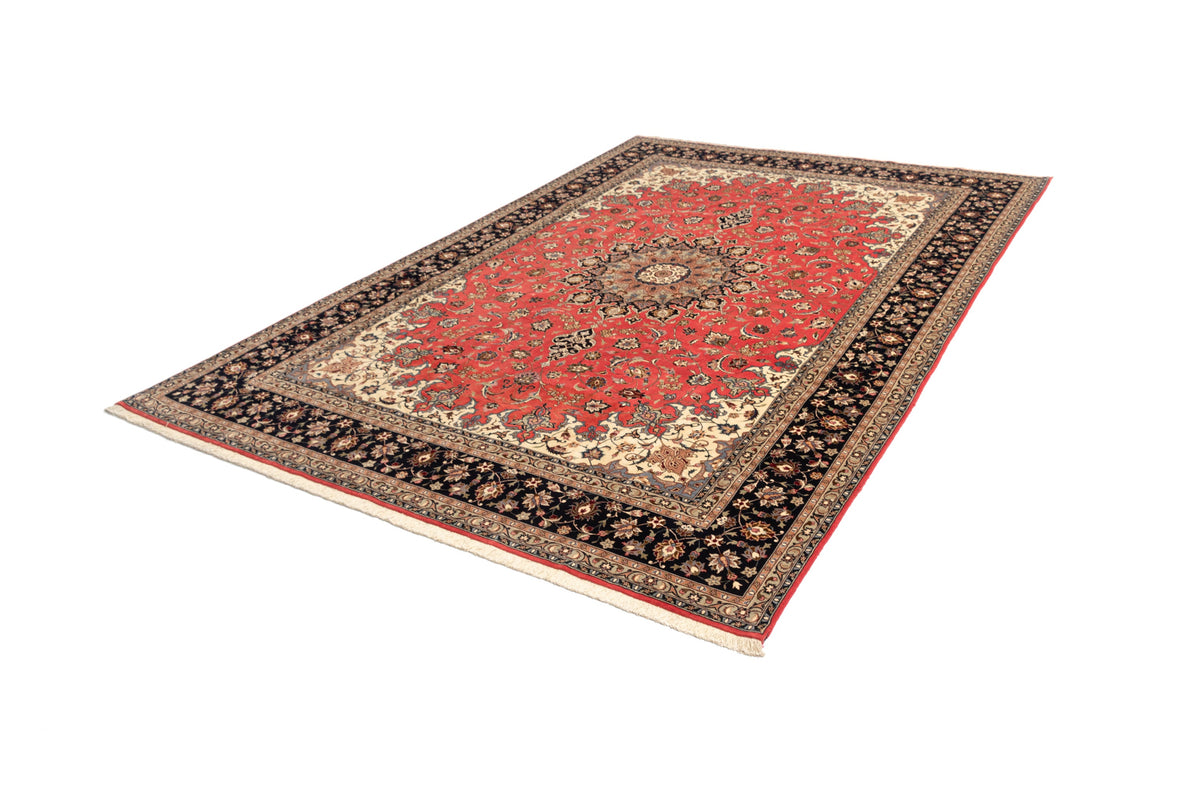 365x251 Tabriz avec soie