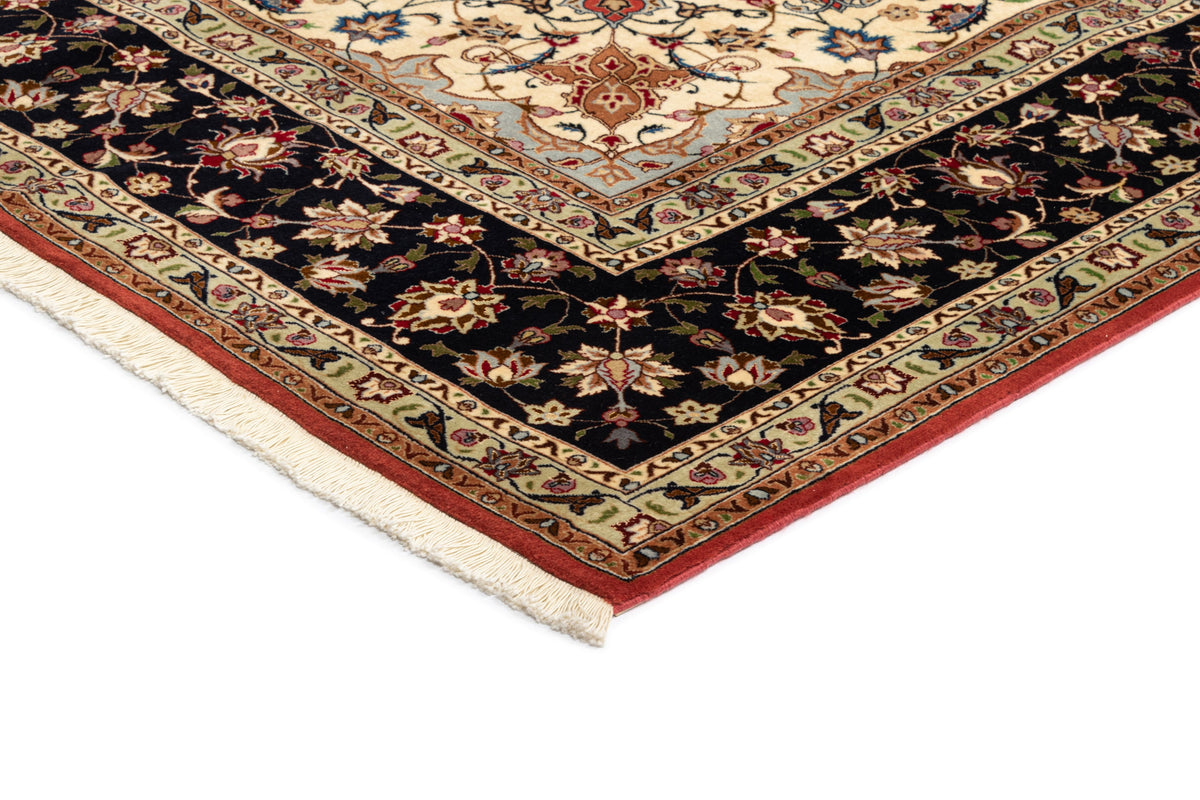 353x250 Tabriz avec soie