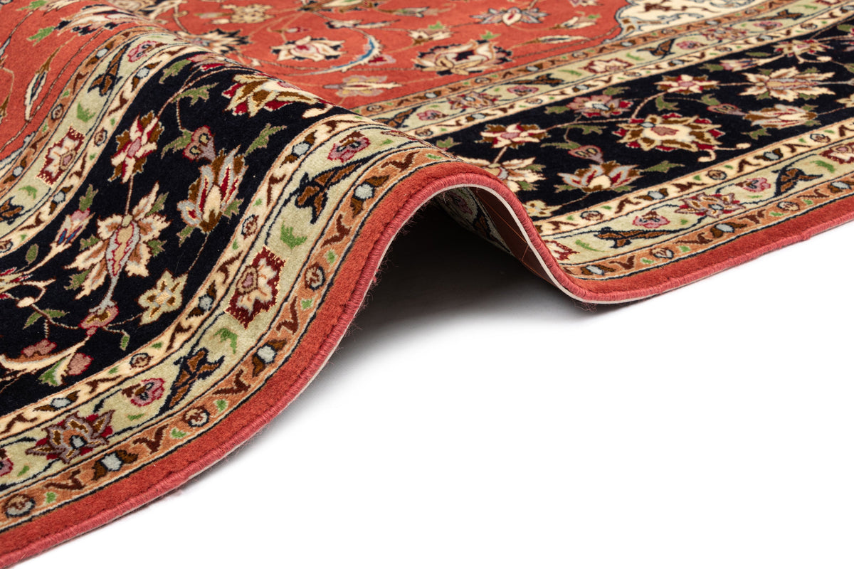 353x250 Tabriz avec soie