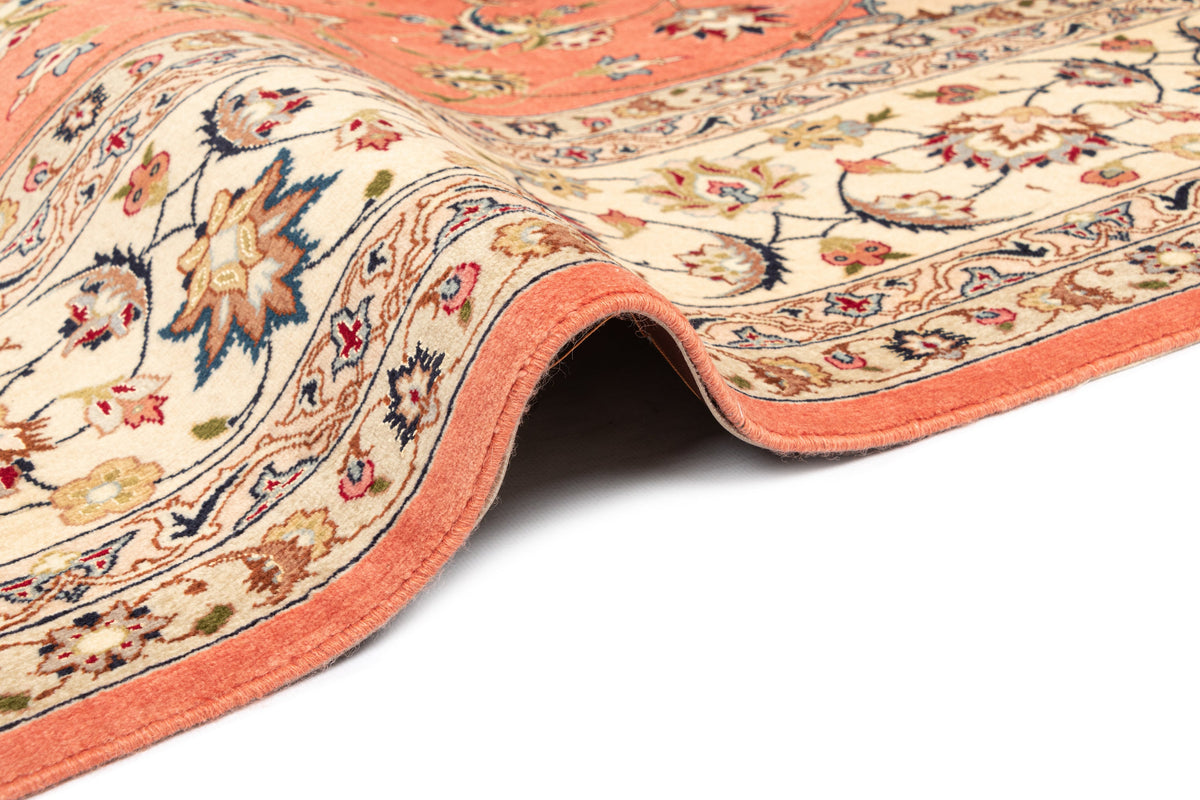 362x253 Tabriz with silk