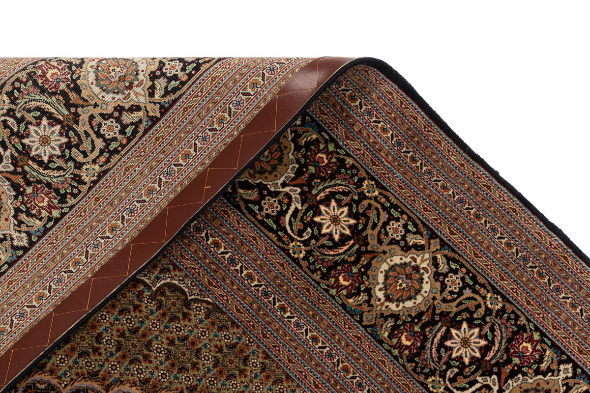 357x255 Tabriz Mahi
