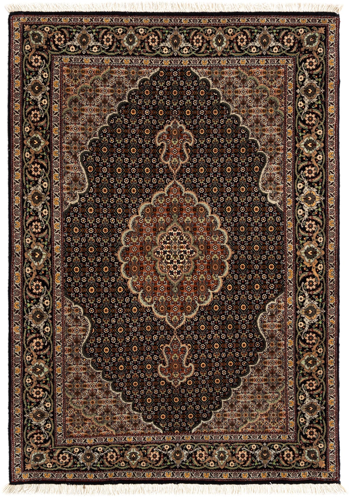 153 x 106 Täbriz Mahi