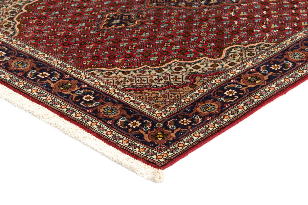145 x 102 Täbriz Mahi