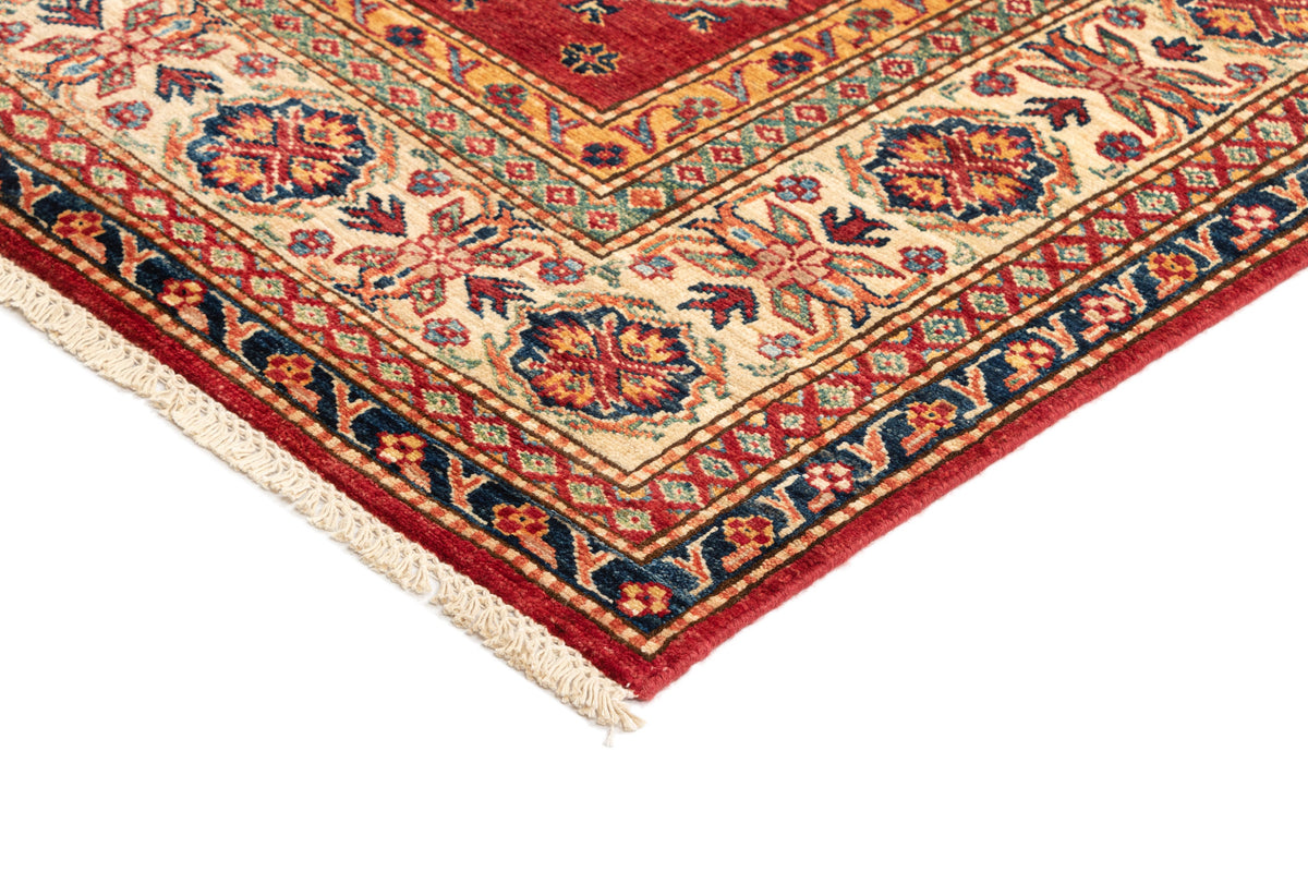 241 x 169 Kasak