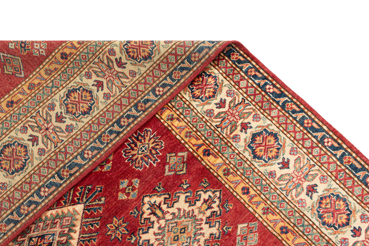241 x 169 Kasak