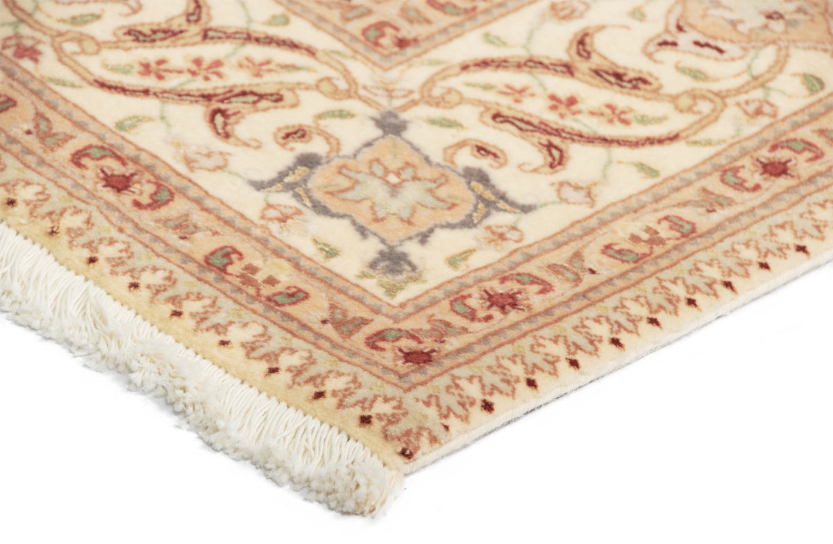 208 x 155 Tabriz con seta