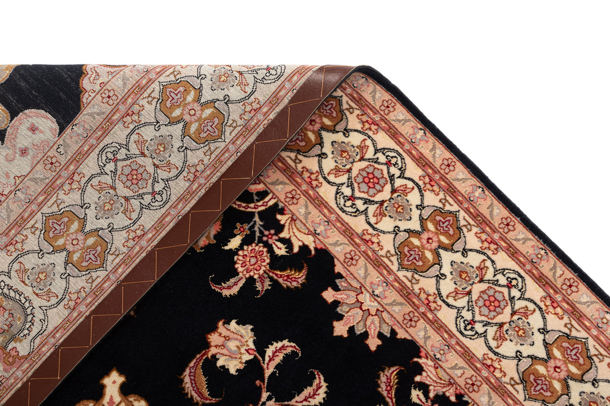 205x152 Tabriz with silk