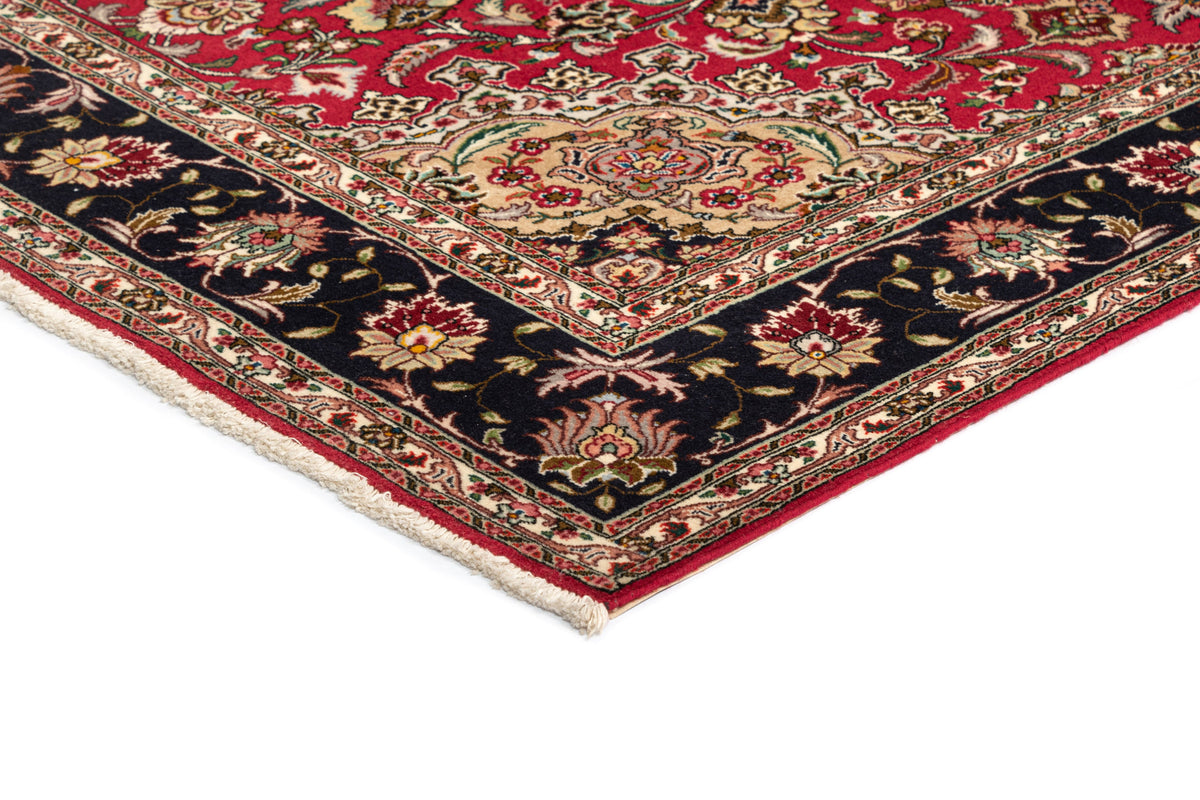 219 x 150 Täbriz mit Seide
