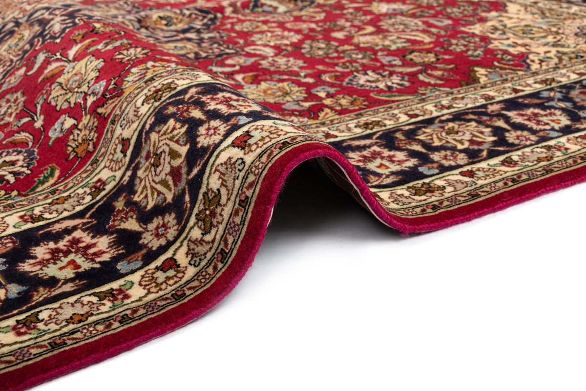 195 x 155 Täbriz mit Seide