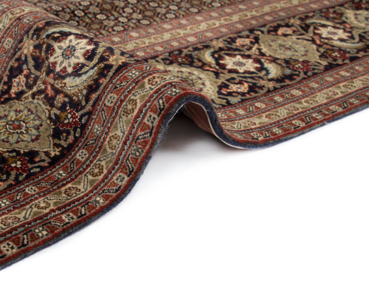 300 x 212 Täbriz Mahi mit Seide