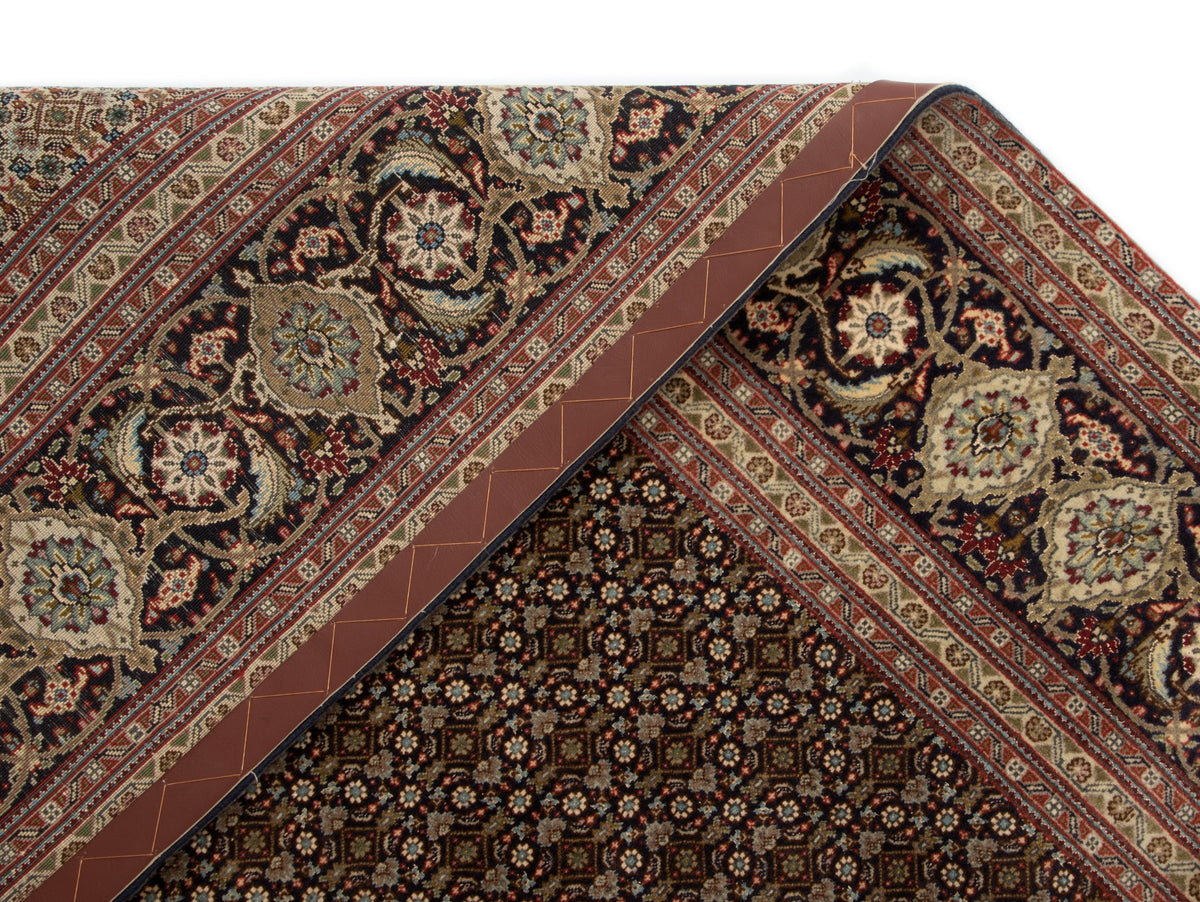 300 x 212 Täbriz Mahi mit Seide