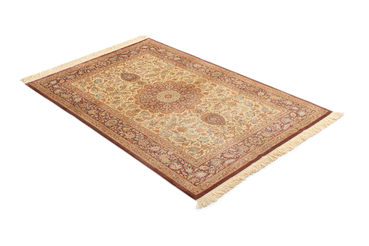 156x100 Ghom Silk