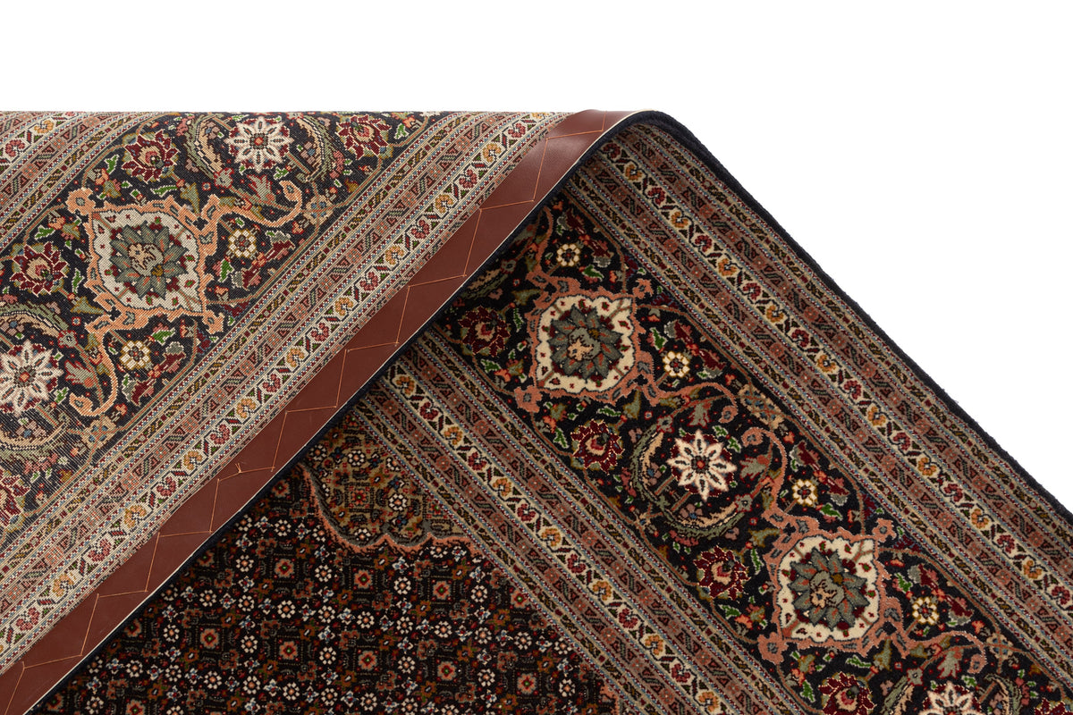 310x255 Mahi di Tabriz con seta